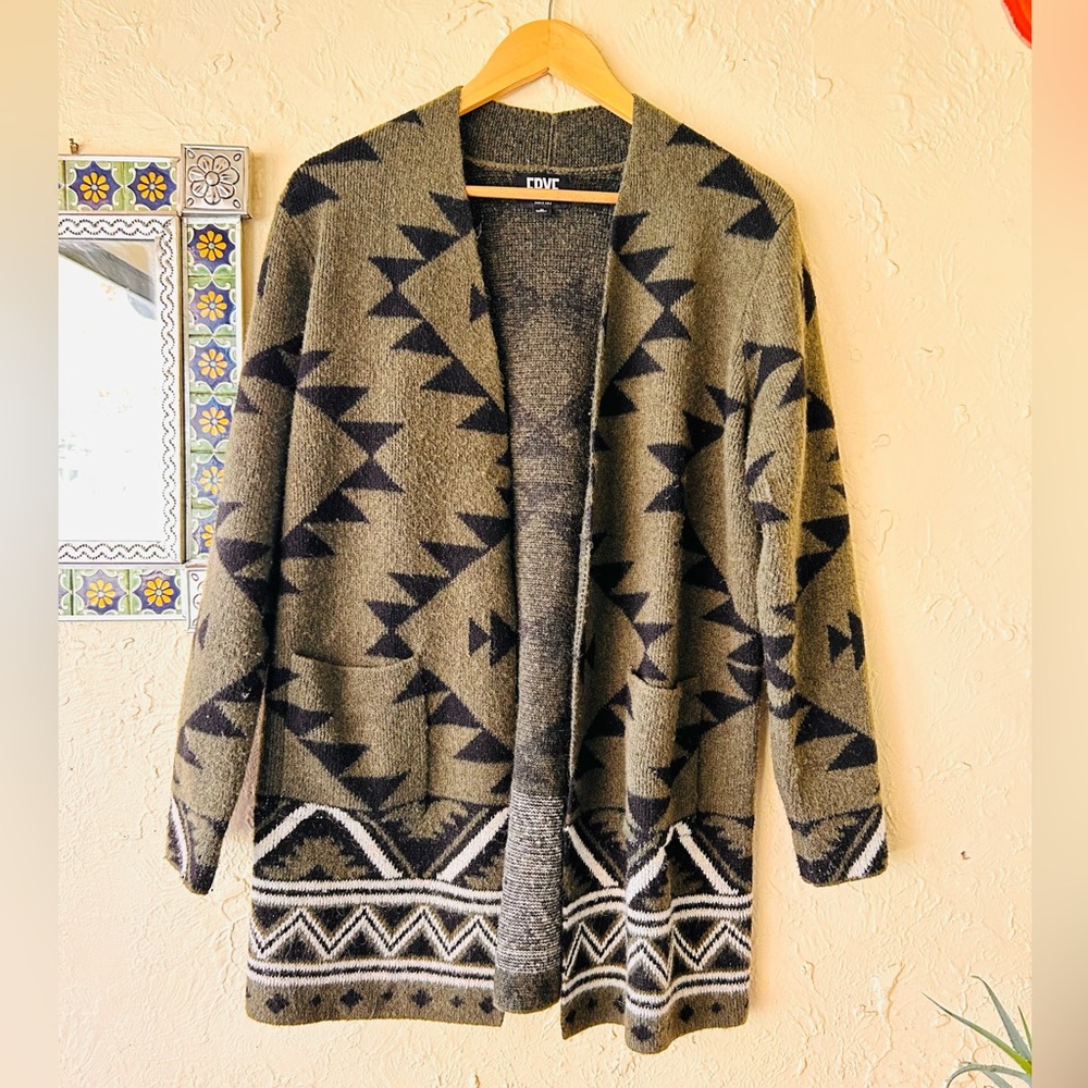Frye Bohemian Cozy Cardigan 🍂 size Women’s M